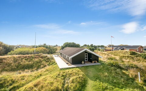 Edvardine - 400M from the Sea: 
