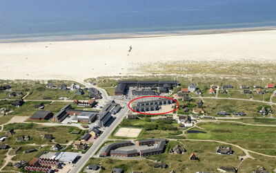 Ronia - 100M from the Sea