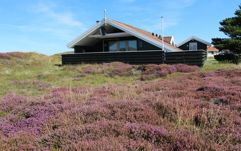 Lilja - 1.5Km from the Sea: Chalet