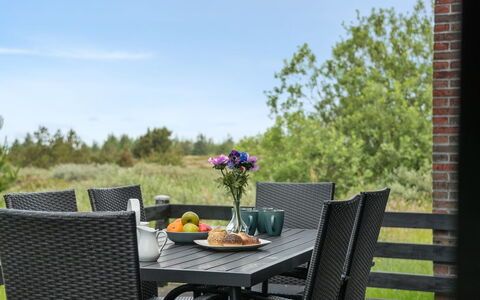 Doria - 2Km from the Sea: Maison, Domicile, Toit, Zone Résidentielle, Chalet, Biens, Ferme, Pelouse, Aménagement Paysager, Siding