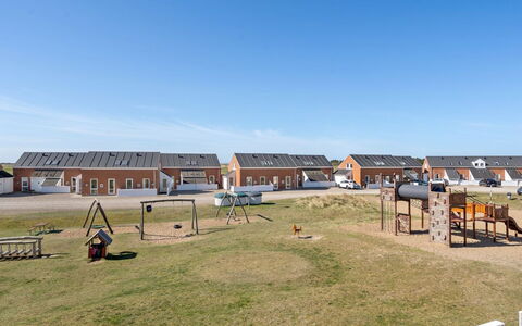 Iohannes - 2.3Km from the Sea: Toit, Chalet, Domicile, Ombre, Siding, Ferme, Porche, Structure En Plein Air, Batiments Jardin