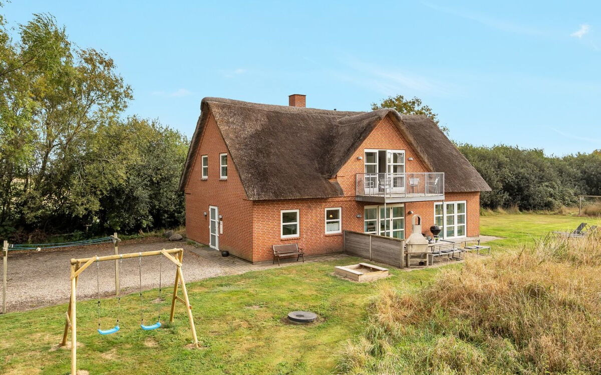 Henrike - 3.3Km from the Sea