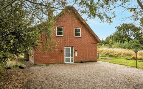 Henrike - 3.3Km from the Sea: 