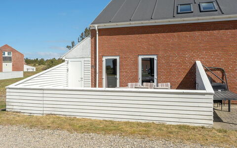 Anouk - 1.7Km from the Sea: Ciel, Toit, Domicile, Zone Résidentielle, Siding, Composite, Chalet, Brique, Brickwork