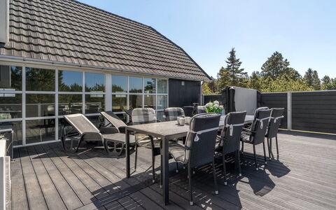 Madalena - 2.8Km from the Sea: Meubles, Design Intérieur, Chaise, Sol, Table, Recours, Sol, Plafond, Pièce, Eco Hôtel