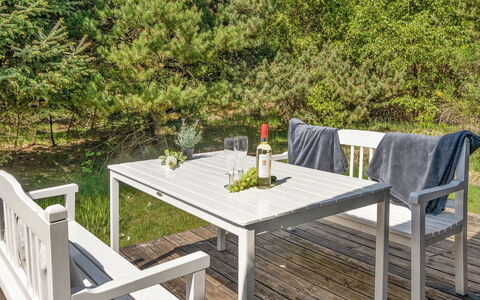 Lenia - 1Km from the Sea: Meubles, Mobilier De Jardin, Tableau De Plein Air, Table, Table Cuisine Et Salle A Manger, Chaise, Jardin, Dur, Patio, Plate-Forme