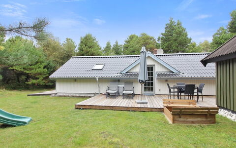 Lenia - 1Km from the Sea: 