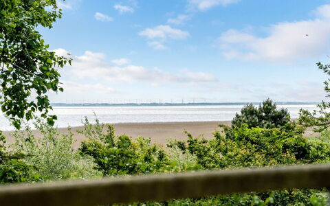 Styrkar - 4Km from the Sea: Toit, Maison, Lot Terre, Domicile, Chalet, Biens, Batiments Jardin, Ombre, Cabane En Rondins, Aménagement Paysager