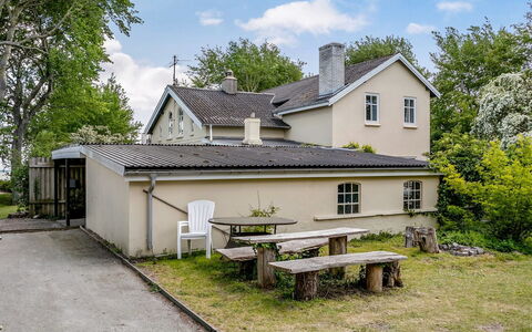 Styrkar - 4Km from the Sea: Toit, Maison, Lot Terre, Domicile, Chalet, Biens, Batiments Jardin, Ombre, Cabane En Rondins, Aménagement Paysager