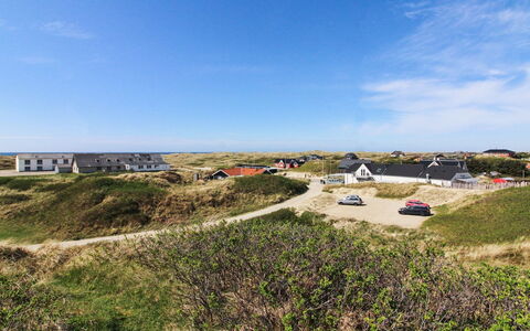 Steni - 250M from the Sea: 