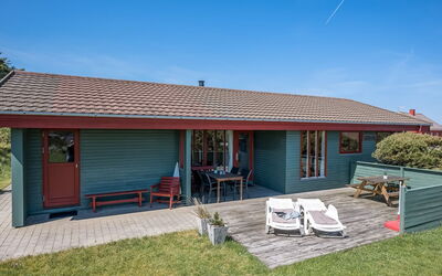 Steni - 250M from the Sea