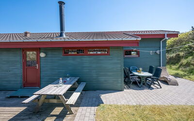 Steni - 250M from the Sea