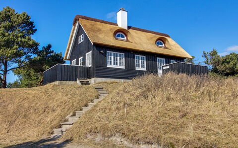 Erikke - 300M from the Sea: 
