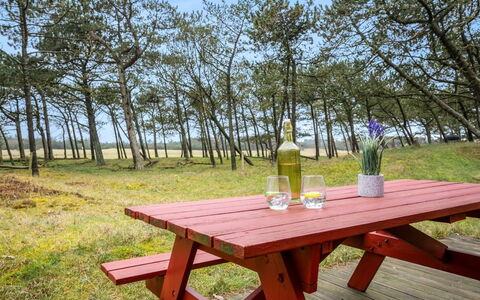 Tove - 1.5Km from the Sea: Bois, Chalet, Dur, Planche, Tache De Bois, Batiments Jardin, Conception, Cour, Cabane En Rondins, Arrière-Cour