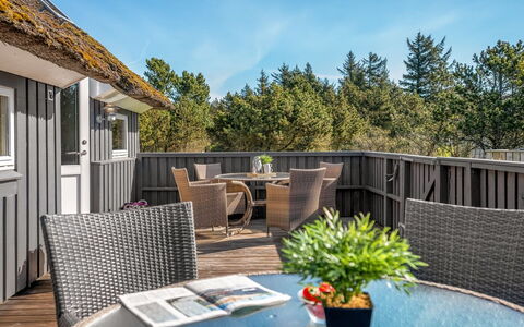 Ansine - 1.2Km from the Sea: Chalet, Cabanon, Cabane, Ferme, Prairie, Cabane, Grange, Cabane En Rondins, Batiments Jardin
