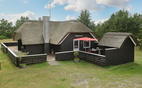 Patrik - 1.4Km from the Sea: Toit, Chalet, Maison, À Déchaumer, Zone Rurale, Cabane, Village, Siding, Ferme, Biens