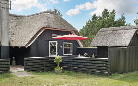 Patrik - 1.4Km from the Sea: Toit, Chalet, Siding, Cabanon, Cour, Grange, Ombre, Batiments Jardin, Ferme, Arrière-Cour