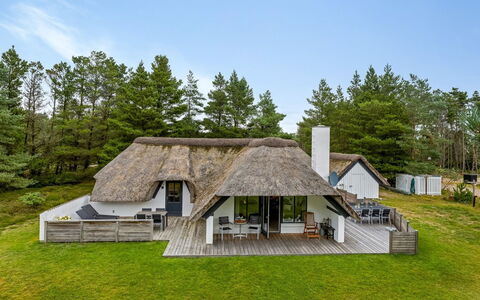 Lilo - 1Km from the Sea: Chalet, Cabanon, Cabane, Ferme, Prairie, Cabane, Grange, Cabane En Rondins, Batiments Jardin