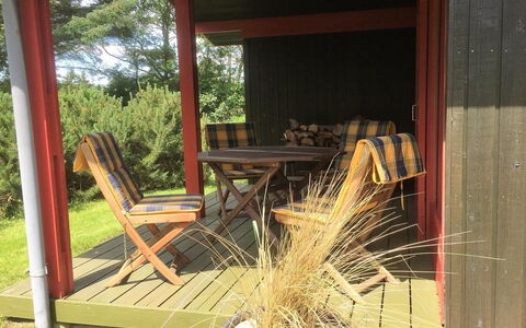 Stillfriede - 400M from the Sea: Herbe, Maison, Toit, Domicile, Chalet, Arbuste, Lot Terre, Zone Rurale, Ferme, Couverture De Sol