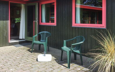 Stillfriede - 400M from the Sea: Herbe, Maison, Toit, Domicile, Chalet, Arbuste, Lot Terre, Zone Rurale, Ferme, Couverture De Sol