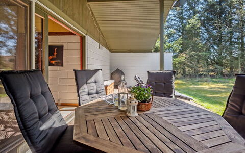 Agna - 700M to the Fjord: Domicile, Chalet, Porche, Dur, Siding, Plate-Forme, Ombre, Planche, Biens, Batiments Jardin