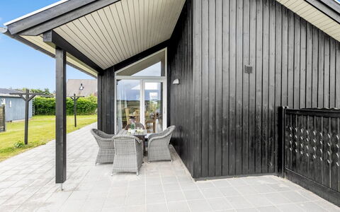 Mara - from the Sea: Bois, Toit, Architecture, Domicile, Maison, Siding, Porte, Porche, Chalet, Plate-Forme