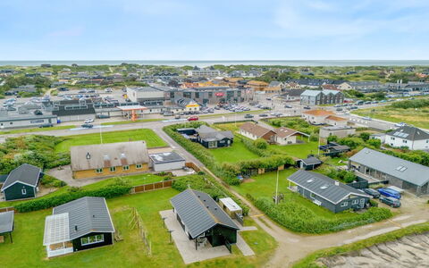Mara - from the Sea: Zone Résidentielle, Paysage, Vue Du Ciel, Lot Terre, Design Urbain, Photographie Aérienne, Banlieue, Village, Stock Photographie