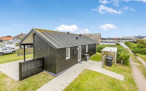 Mara - from the Sea: Maison, Toit, Domicile, Chalet, Cabanon, Batiments Jardin, Siding, Cour, Cabane En Rondins, Cabane