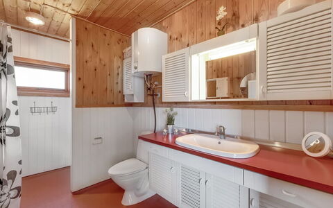 Heidel - from the Sea: Luminaire Plomberie, Lavabo, Évier, Bois, Design Intérieur, Sol, Plafond, Sol, Salle De Bains, Robinet