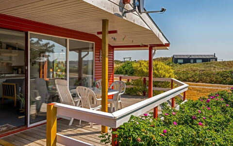 Heidel - from the Sea: Bois, Porche, Domicile, Chalet, Balcon, Ombre, Plate-Forme, Tache De Bois, Siding, Biens