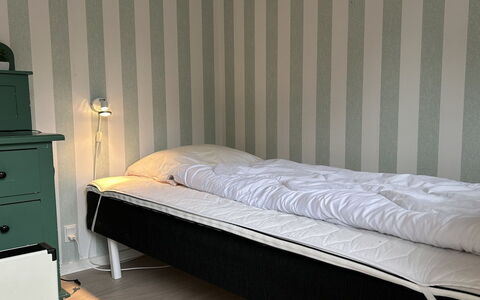 Sanni - 1.6Km from the Sea: Chambre, Design Intérieur, Meubles, Sol, Drap De Lit, Literie, Linge, Lit, Cadre De Lit, Oreiller