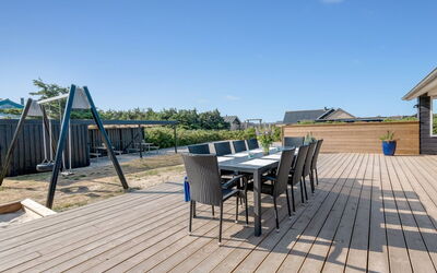 Hillevi - 200M from the Sea
