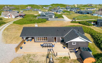Hillevi - 200M from the Sea