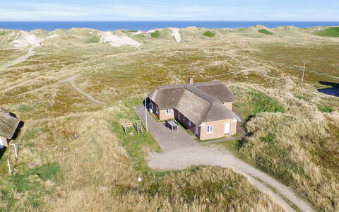 Skuli - 200M from the Sea: Chalet, Cabanon, Cabane, Ferme, Prairie, Cabane, Grange, Cabane En Rondins, Batiments Jardin