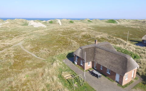 Skuli - 200M from the Sea: Chalet, Cabanon, Cabane, Ferme, Prairie, Cabane, Grange, Cabane En Rondins, Batiments Jardin