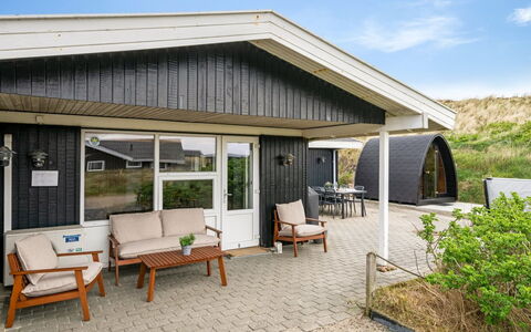 Assa - from the Sea: Toit, Lot Terre, Chalet, Domicile, Zone Rurale, Cabanon, Siding, Batiments Jardin, Cabane En Rondins, Cabane
