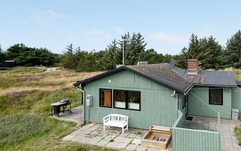 Vamika - 400M to the Fjord: Maison, Toit, Domicile, Chalet, Cabanon, Batiments Jardin, Siding, Cour, Cabane En Rondins, Cabane