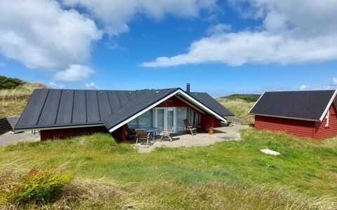 Beneta - 300M from the Sea: Toit, Lot Terre, Chalet, Domicile, Zone Rurale, Cabanon, Siding, Batiments Jardin, Cabane En Rondins, Cabane