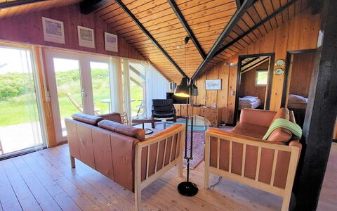 Beneta - 300M from the Sea: Toit, Lot Terre, Chalet, Domicile, Zone Rurale, Cabanon, Siding, Batiments Jardin, Cabane En Rondins, Cabane