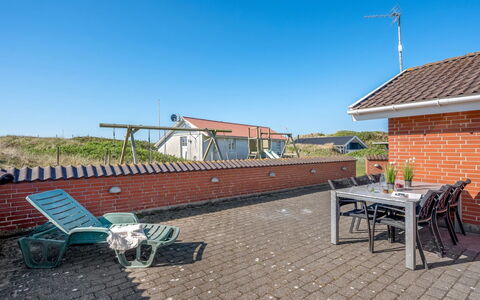 Fia - from the Sea: Herbe, Maison, Toit, Domicile, Chalet, Arbuste, Lot Terre, Zone Rurale, Ferme, Couverture De Sol