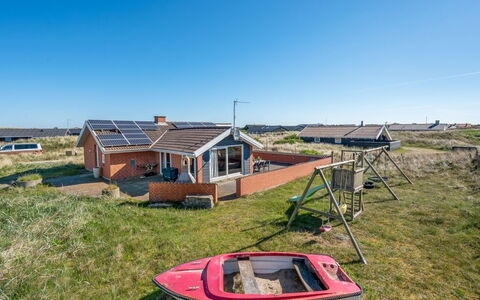 Fia - from the Sea: Herbe, Maison, Toit, Domicile, Chalet, Arbuste, Lot Terre, Zone Rurale, Ferme, Couverture De Sol