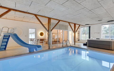 Cornelius - 900M from the Sea: Maison, Domicile, Zone Résidentielle, Toit, Chalet, Lot Terre, Biens, Cour, Jardin, Siding