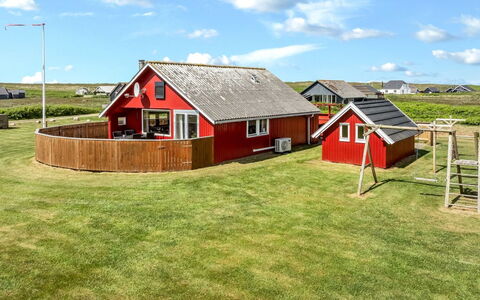 Beatrice - 150M from the Sea: Chalet, Cabanon, Cabane, Ferme, Prairie, Cabane, Grange, Cabane En Rondins, Batiments Jardin