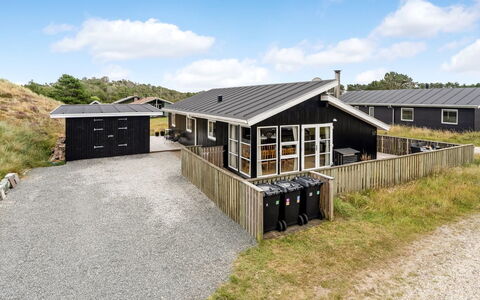 Melanie - 950M from the Sea: Chalet, Cabanon, Cabane, Ferme, Prairie, Cabane, Grange, Cabane En Rondins, Batiments Jardin
