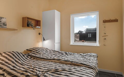 Pontus - 400M from the Sea: Mur, Chambre, Bois, Design Intérieur, Sol, Plafond, Lit, Sol, Drap De Lit, Meubles
