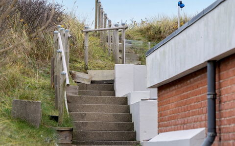 Fris - 100M from the Sea: Toit, Plaine, Lot Terre, Zone Rurale, Domicile, Biens, Champ, Chalet, Pelouse, Banlieue