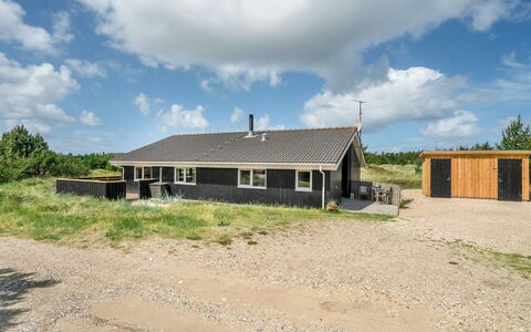 Ivar - 900M from the Sea: Toit, Plaine, Lot Terre, Zone Rurale, Domicile, Biens, Champ, Chalet, Pelouse, Banlieue