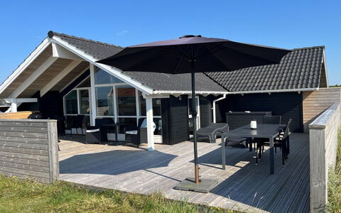 Thyrger - 550M from the Sea: Toit, Lot Terre, Chalet, Domicile, Zone Rurale, Cabanon, Siding, Batiments Jardin, Cabane En Rondins, Cabane