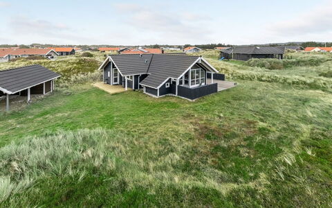 Thyrger - 550M from the Sea: Toit, Lot Terre, Chalet, Domicile, Zone Rurale, Cabanon, Siding, Batiments Jardin, Cabane En Rondins, Cabane