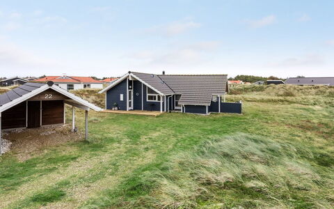 Thyrger - 550M from the Sea: Toit, Lot Terre, Chalet, Domicile, Zone Rurale, Cabanon, Siding, Batiments Jardin, Cabane En Rondins, Cabane